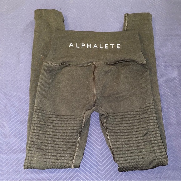 Alphalete black halo leggings - Picture 3 of 3